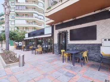 Local comercial en venda a Puerto Deportivo