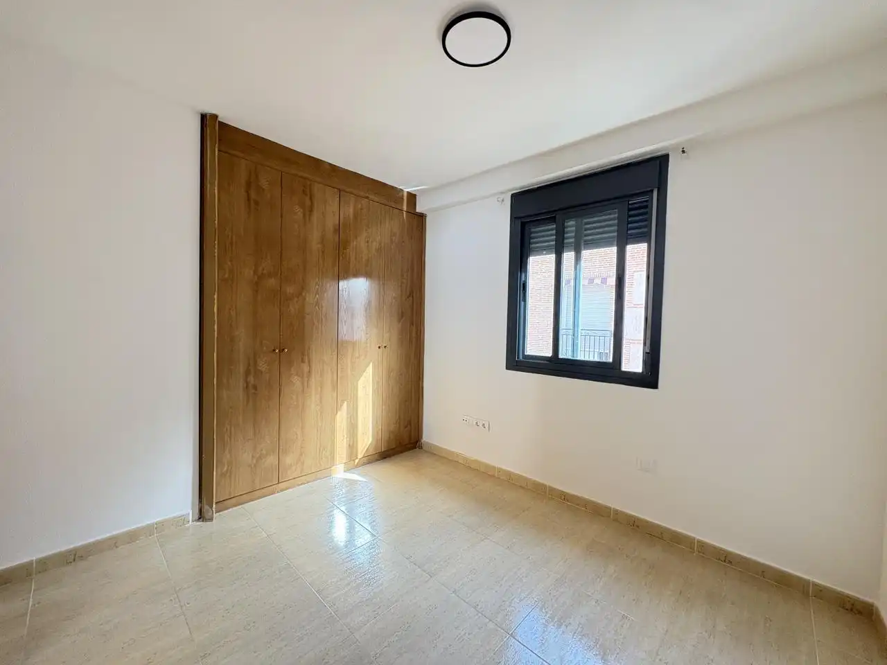Habitación de Dúplex de alquiler en Casarrubios del Monte con Aire acondicionado y Trastero