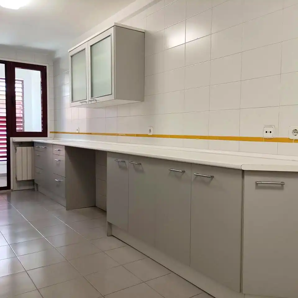 Cuina de Pis de lloguer en Las Rozas de Madrid amb Aire condicionat, Calefacció i Terrassa