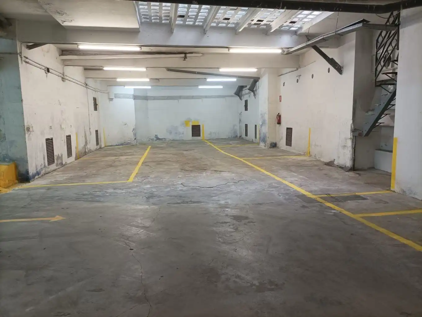Garage for rent in Madrid  with Alarm