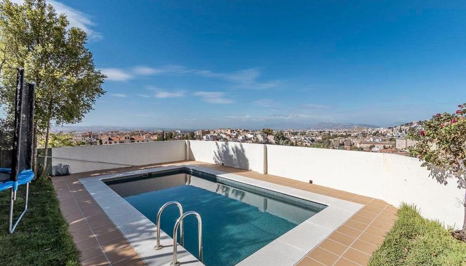 Foto 1 de Casa o chalet en venta en Calle Zoraya, 32, Camino de los Neveros - Serrallo, Granada