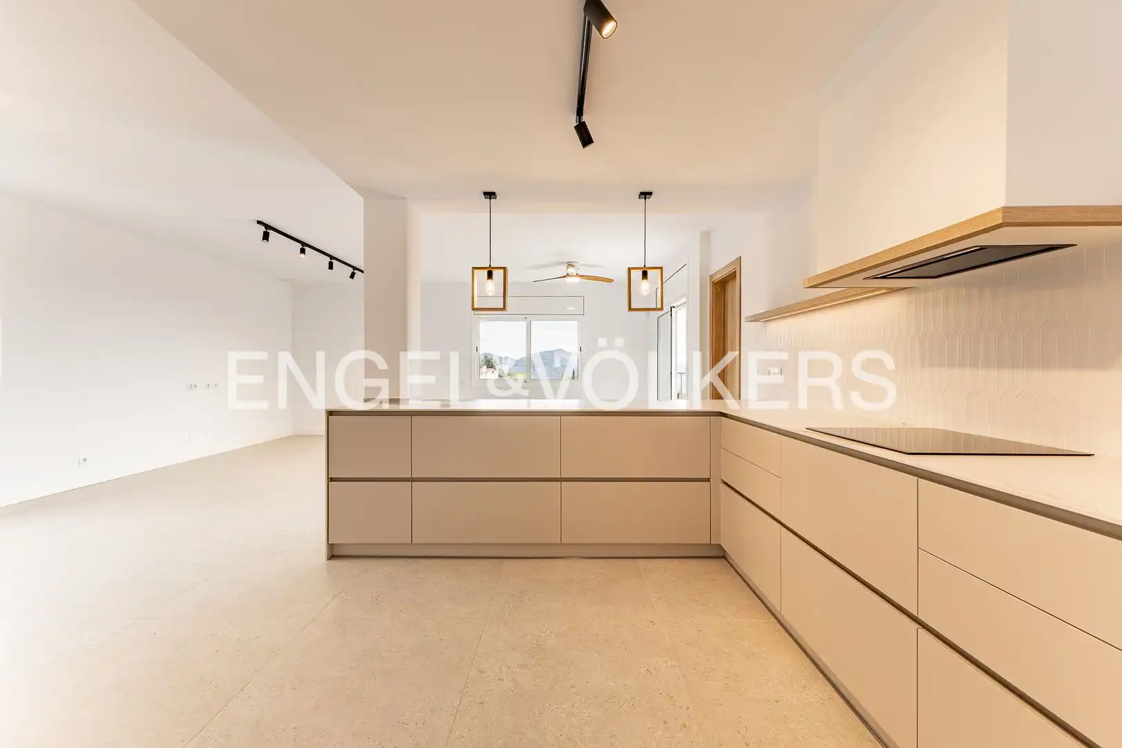 Casa amb terrassa en venda a Sant Cebrià de Vallalta, imagen 12
