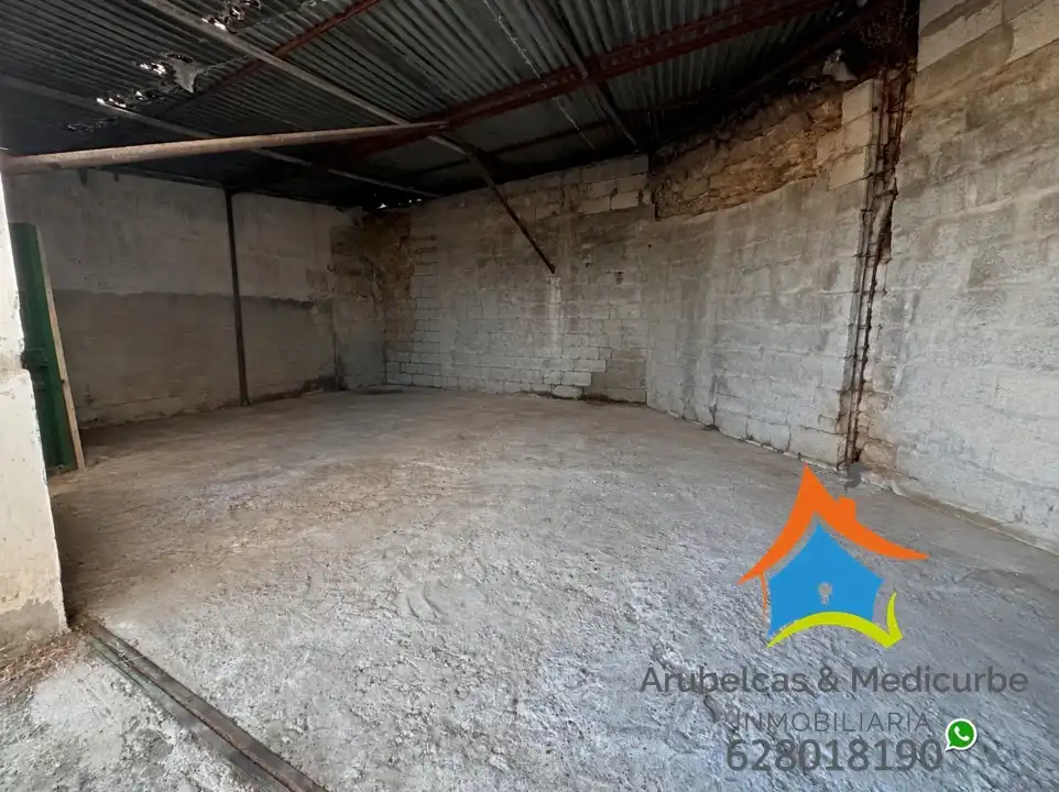 Commercial properties for sale in Arucas