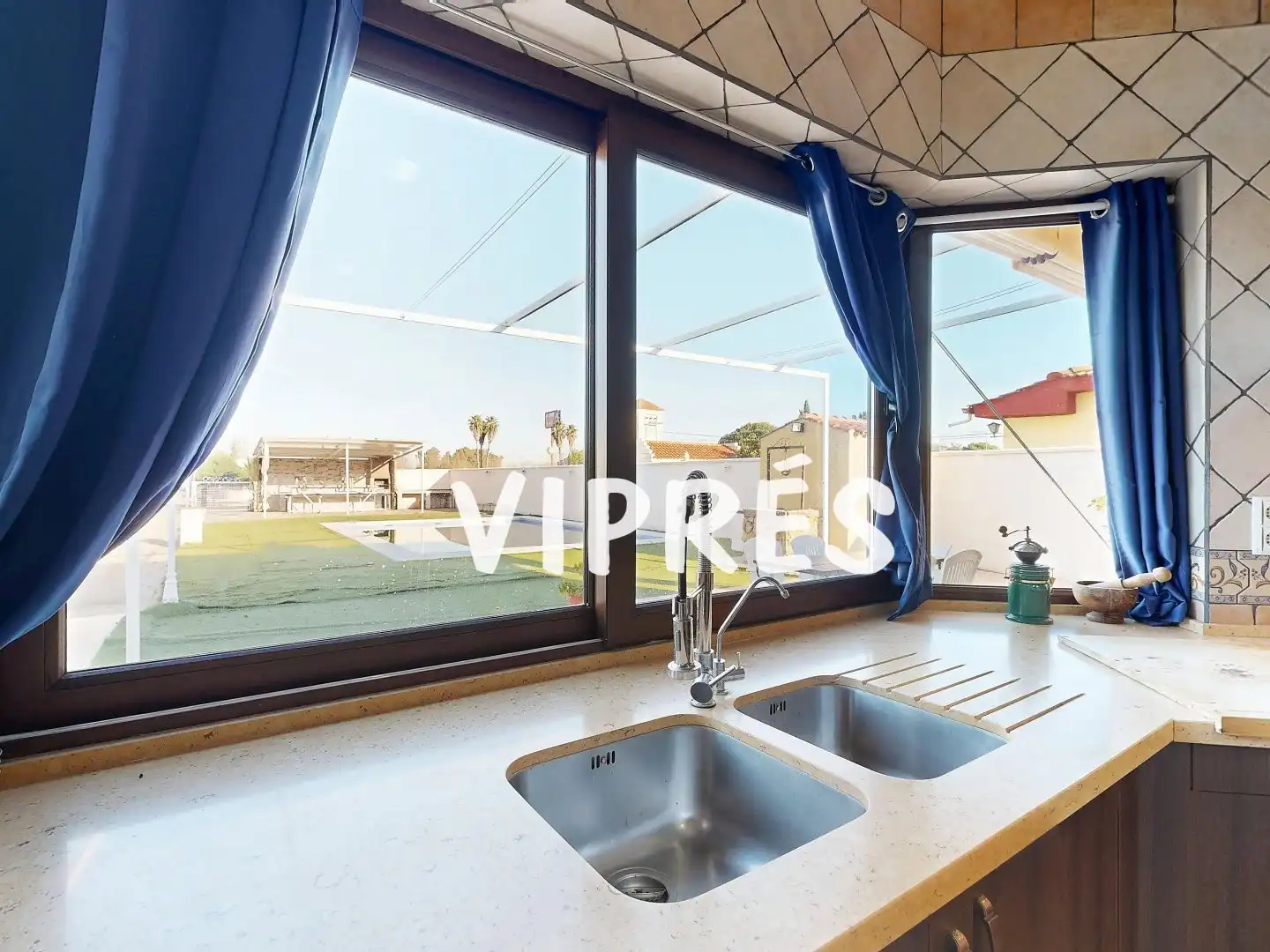 Chalet con piscina en venta en Arroyo de San Serván, imagen 21