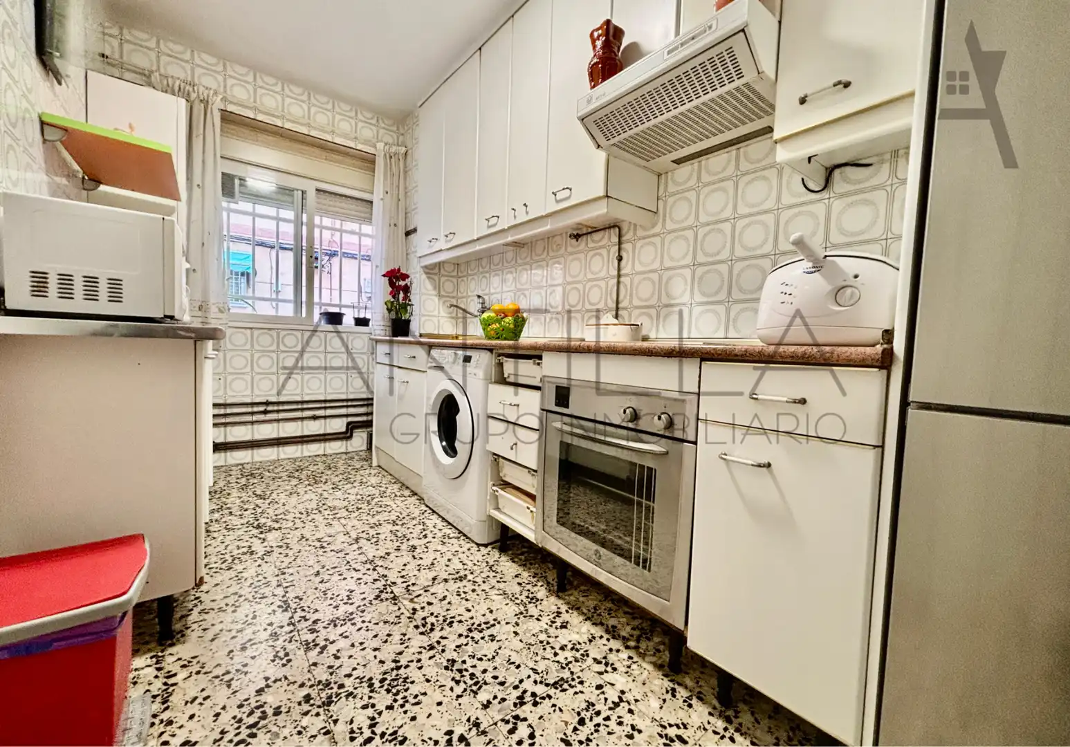 Kitchen of Flat for sale in Madrid  with Heating, Furnished and Alarm