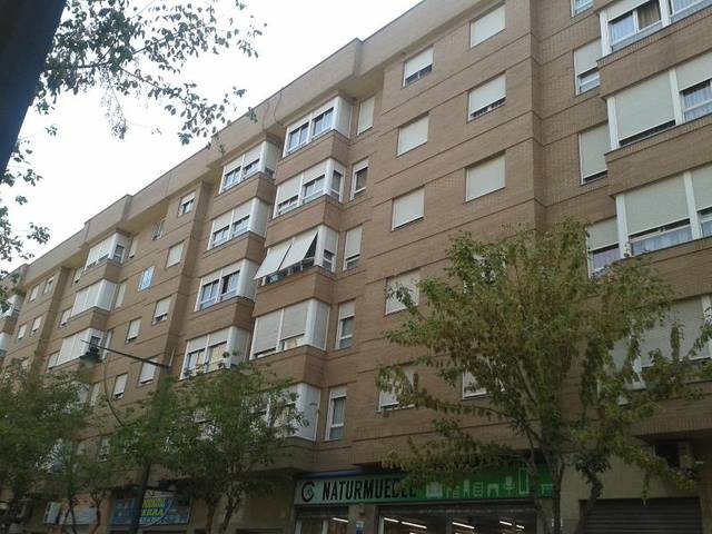 Piso en Venta en Av del Camí Nou en San Ramón - Monte de Piedad