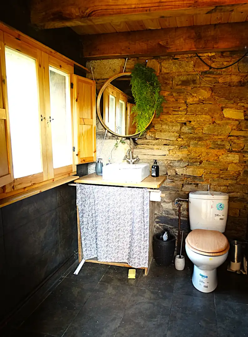 Badezimmer von Country house zum Verkauf in Vilalba mit Heizung