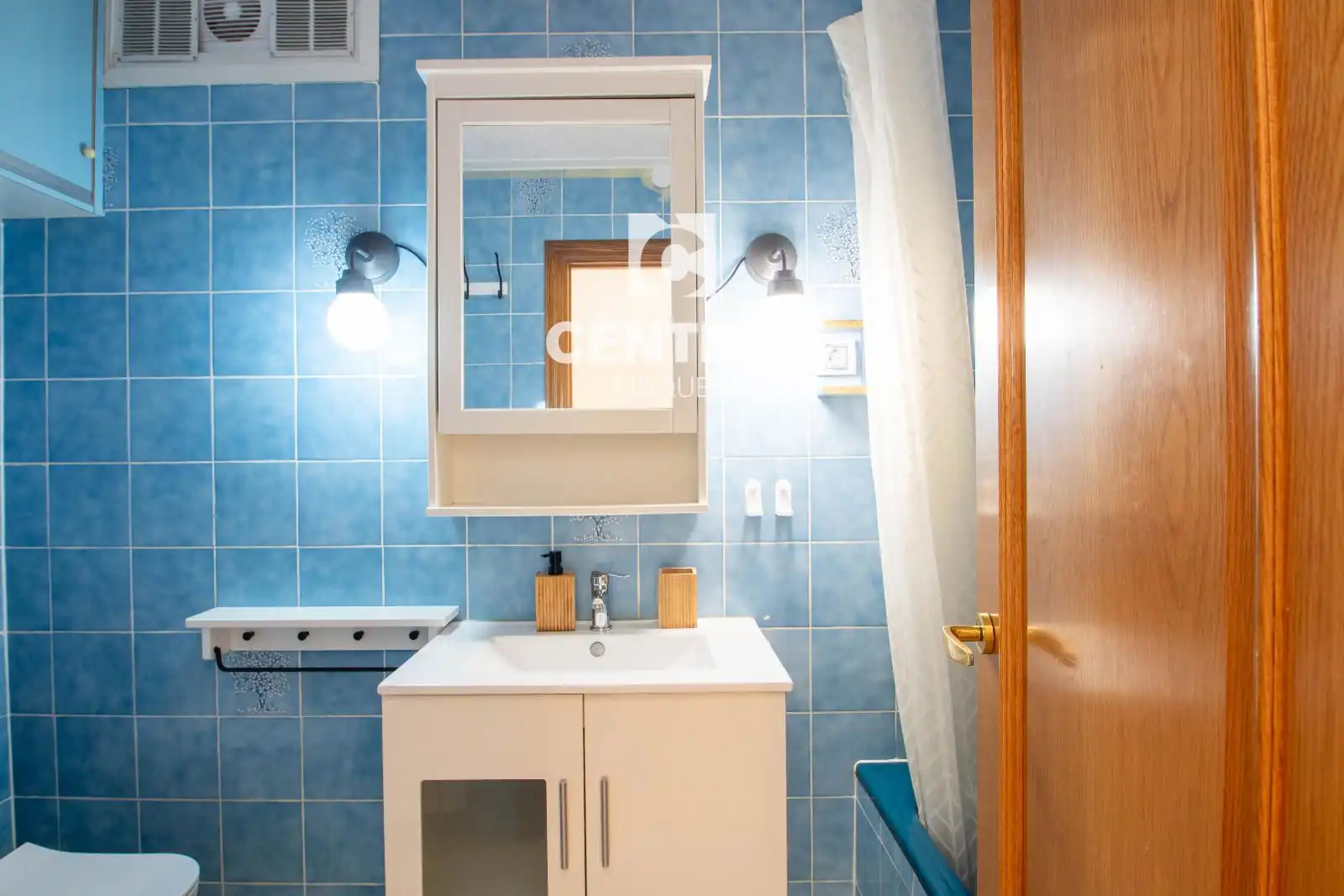 Baño de Piso en venta en Terrassa con Terraza