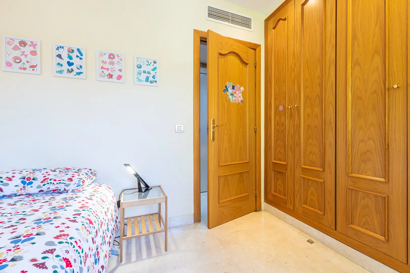 Habitación de Planta baja en venta en Mijas con Aire acondicionado, Jardín privado y Terraza
