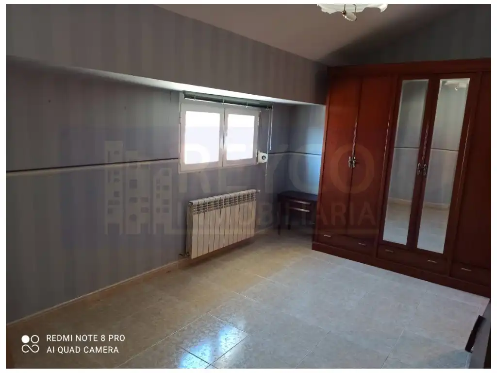 Dormitori de Àtic en venda en Nájera amb Balcó