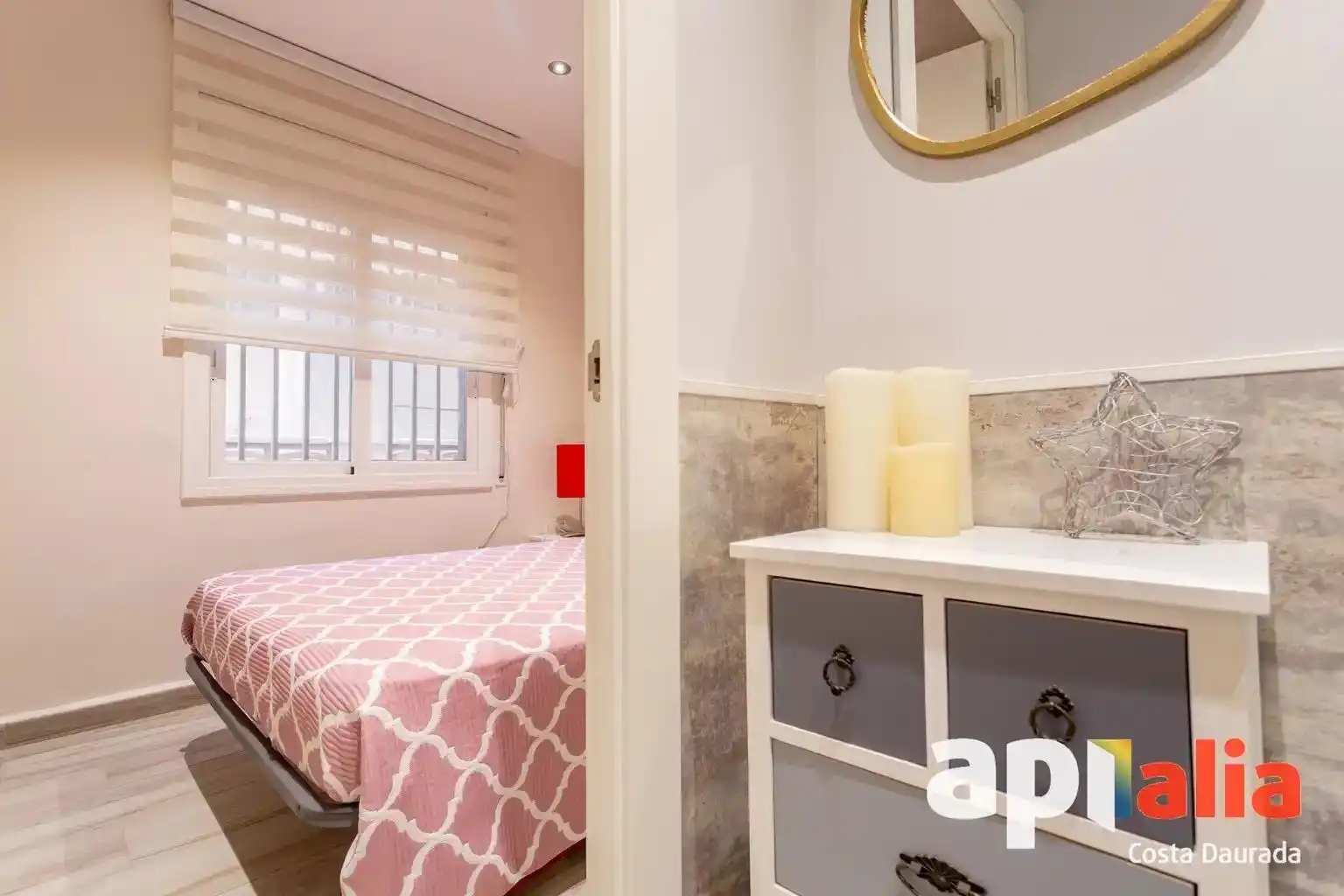 Bedroom of Flat for sale in Salou