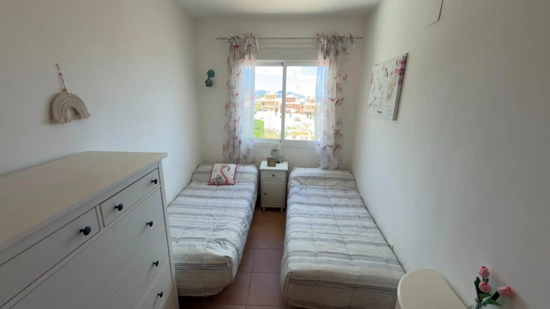 Dormitori de Casa o xalet de lloguer en Finestrat amb Aire condicionat i Moblat