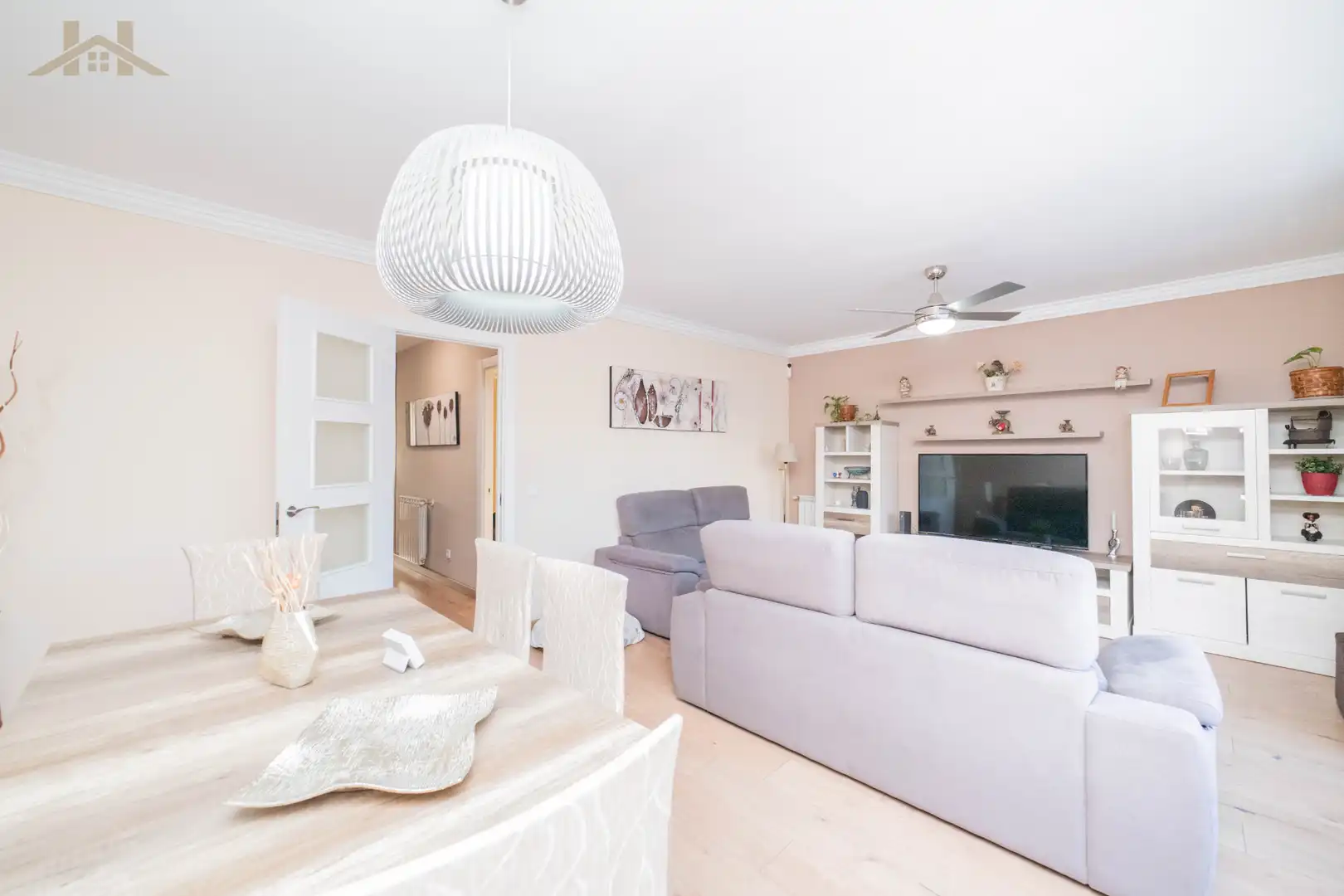Living room of Detached homes for sale in Arroyomolinos (Madrid)  with Air Conditioner, Heating and Private garden