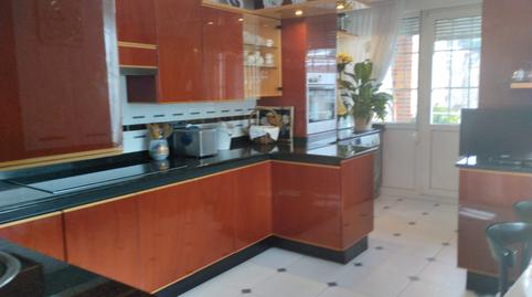 Foto 4 de Casa adosada en venta en Avenida de Cantabria, 6, Carlos V, Laredo