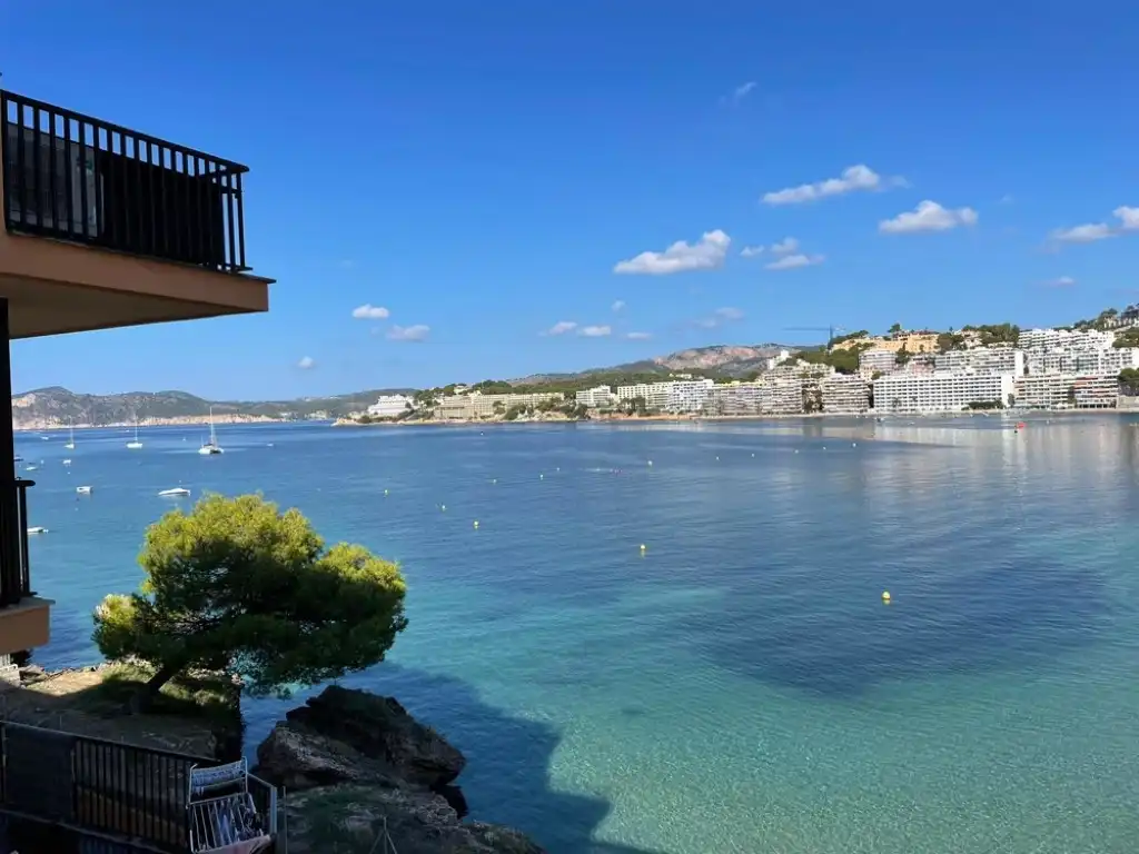 Apartament amb terrassa en venda a Santa Ponça