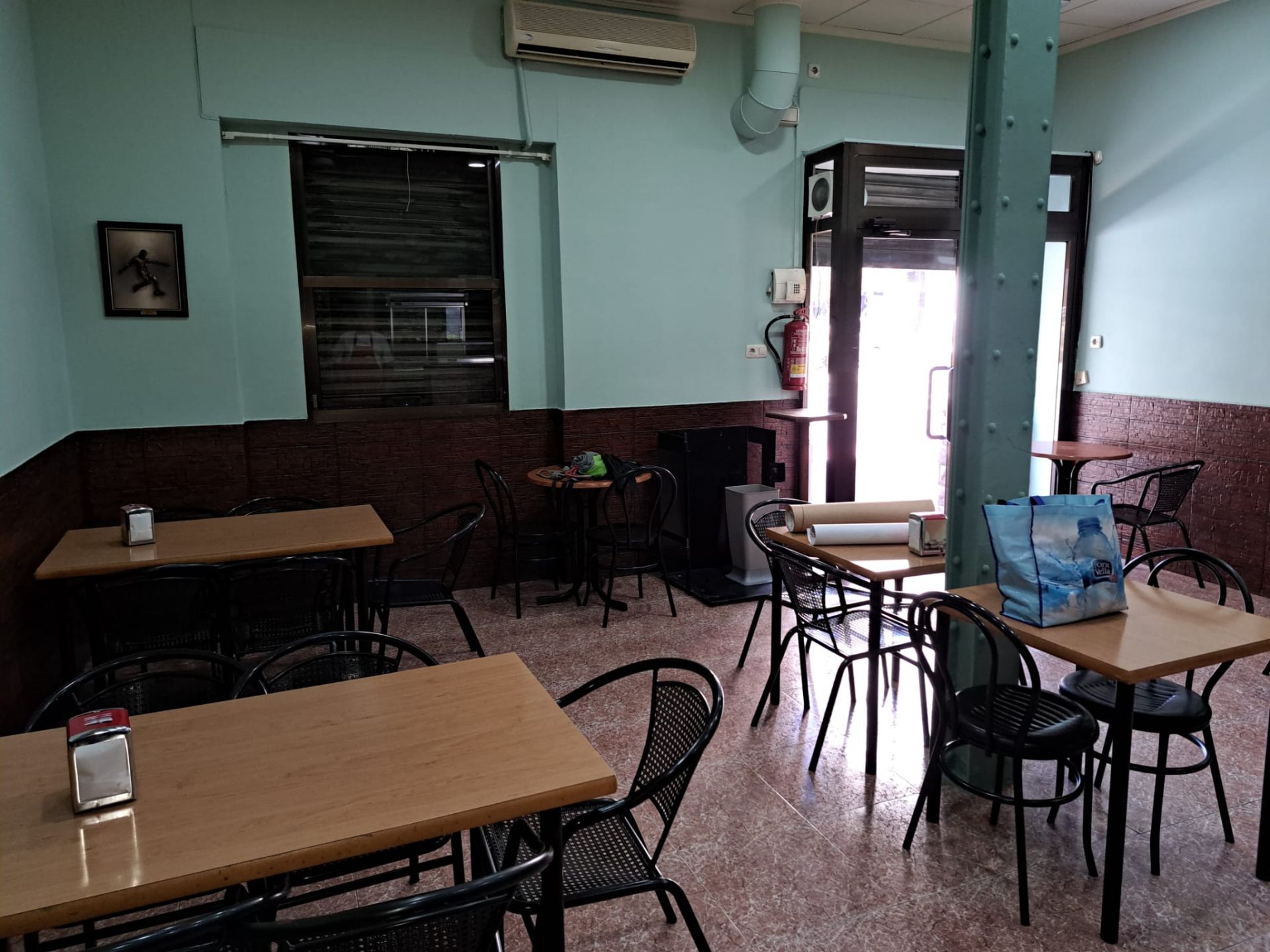 Premises to rent in  Valencia Capital  with Air Conditioner, Heating and Furnished