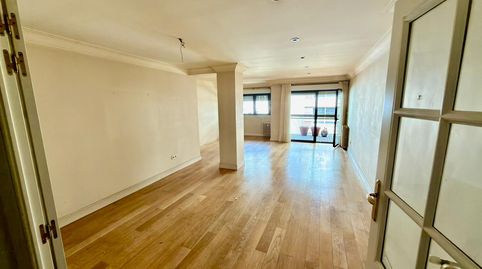 Foto 2 de Piso en venta en Calle Ramiro Valbuena, 2, Centro Ciudad, León Capital