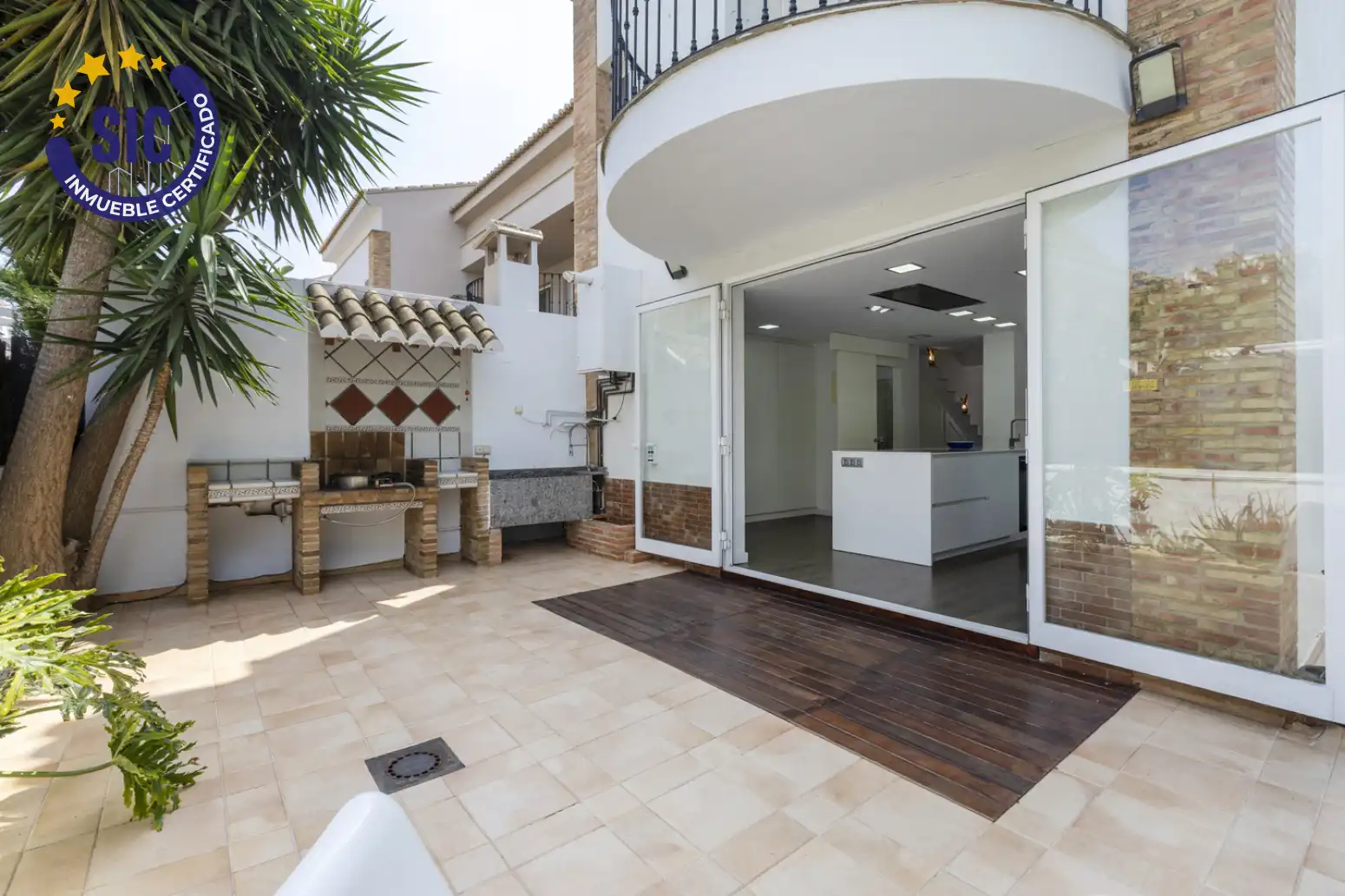 Terraza de Casa adosada en venta en El Puig de Santa Maria con Aire acondicionado, Calefacción y Jardín privado