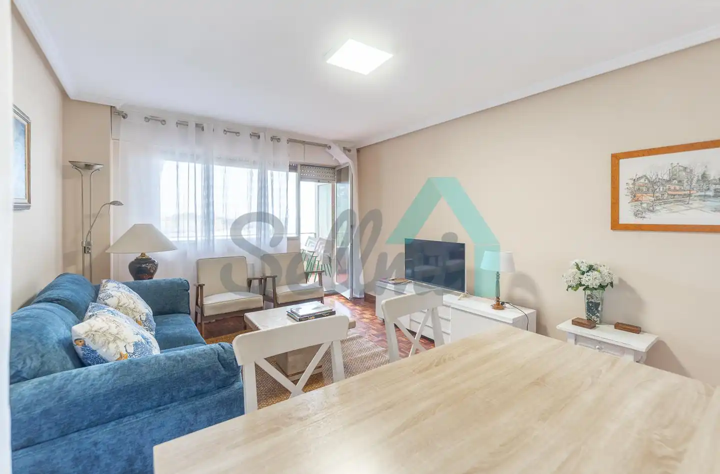 Wohnzimmer von Wohnung zur Miete in Castrillón mit Heizung, Parkett und Terrasse