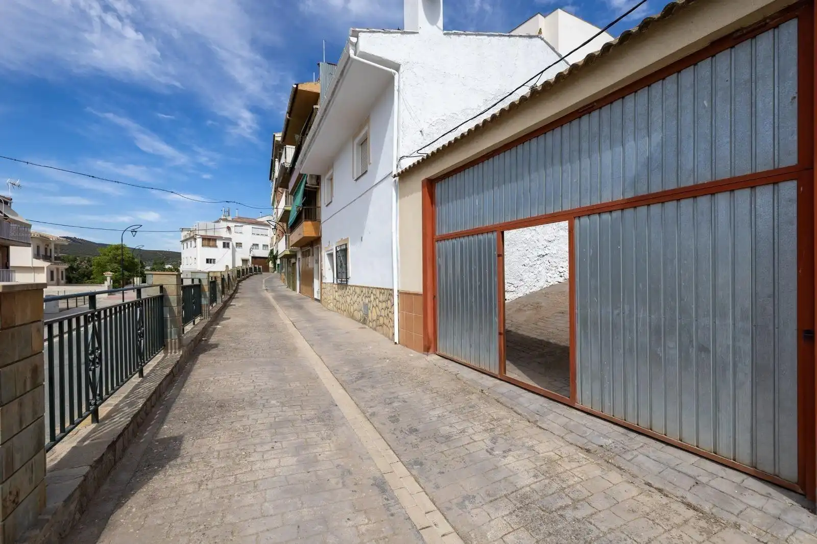 Vista exterior de Casa o chalet en venta en Benalúa de las Villas con Terraza