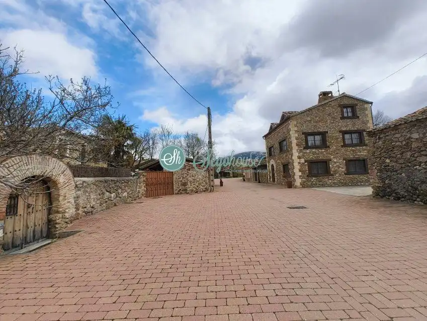Terreni e lotti in vendita a Sotosalbos, imagen 19