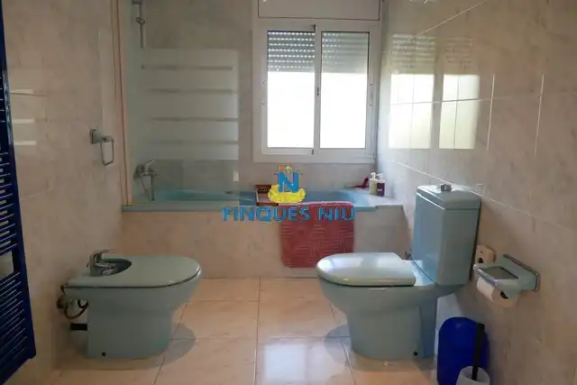 Casa con piscina en venta en Carrer Sant Martí, imagen 123