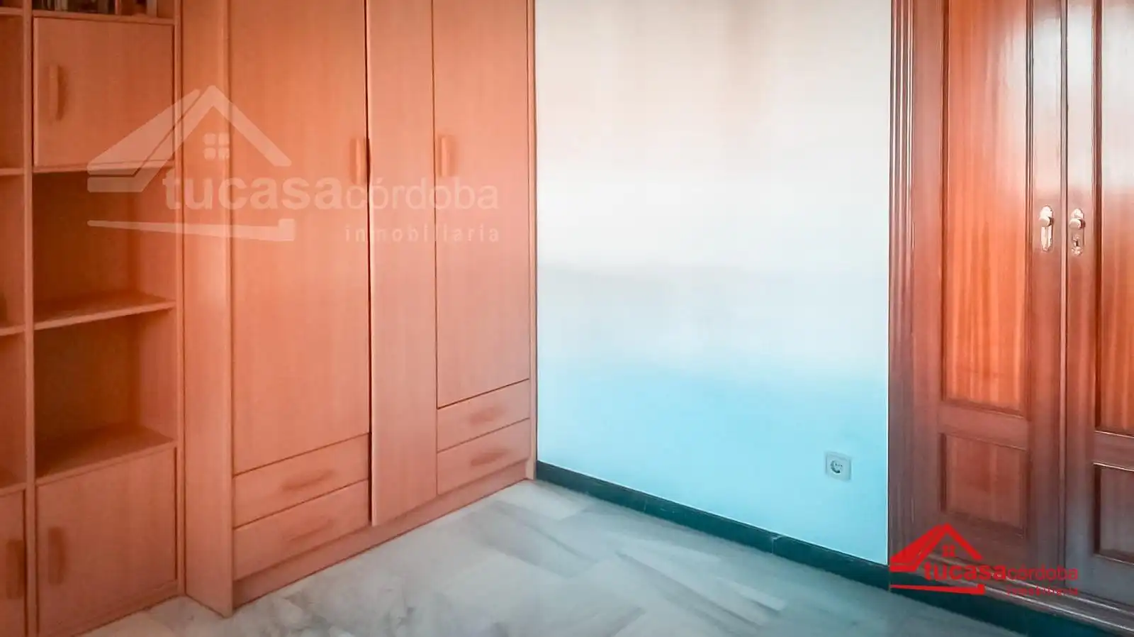 Dormitori de Casa o xalet en venda en Córdoba amb Aire condicionat, Traster i Moblat