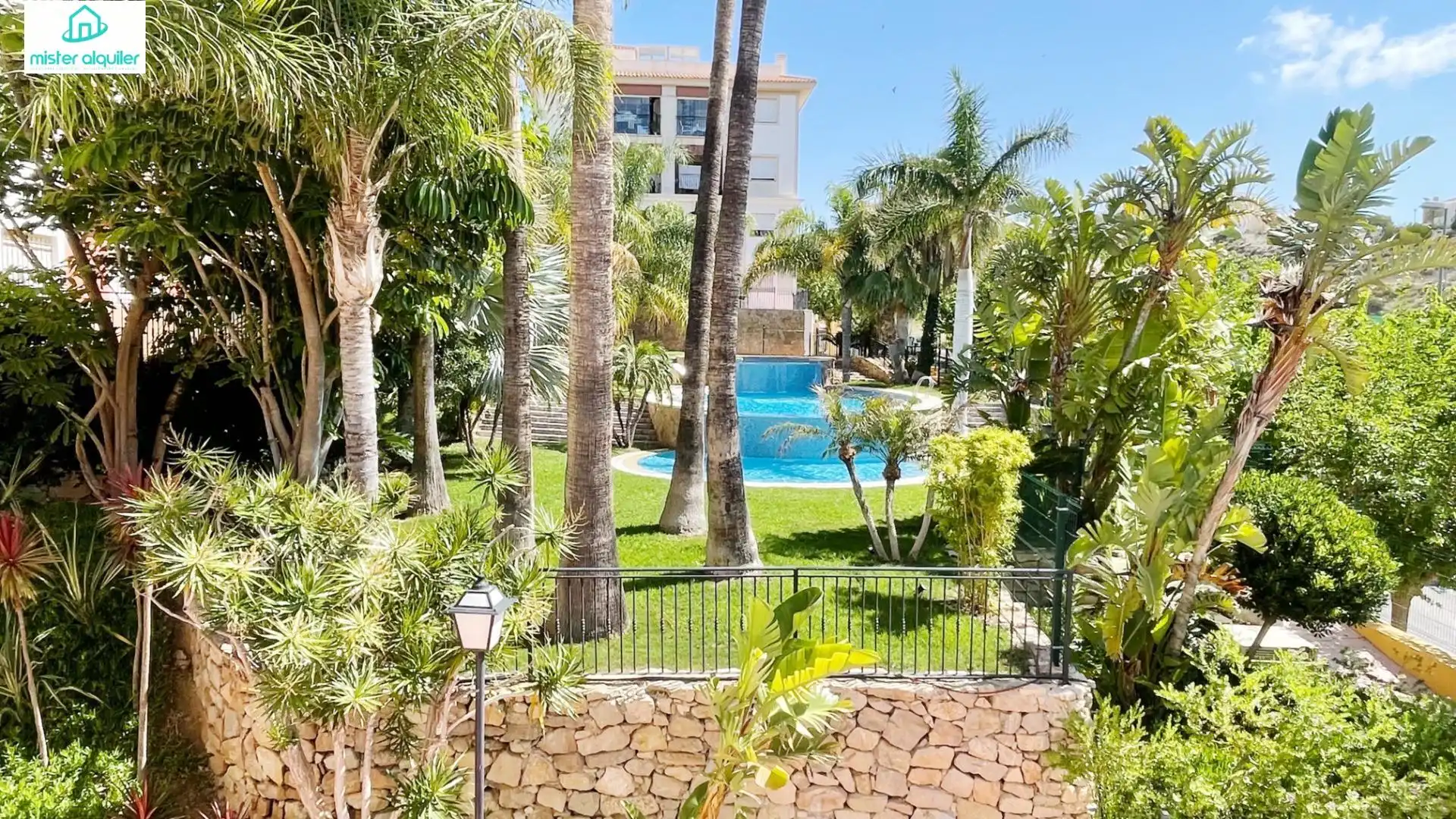 Vista exterior de Apartamento de alquiler en Mutxamel con Calefacción, Jardín privado y Terraza
