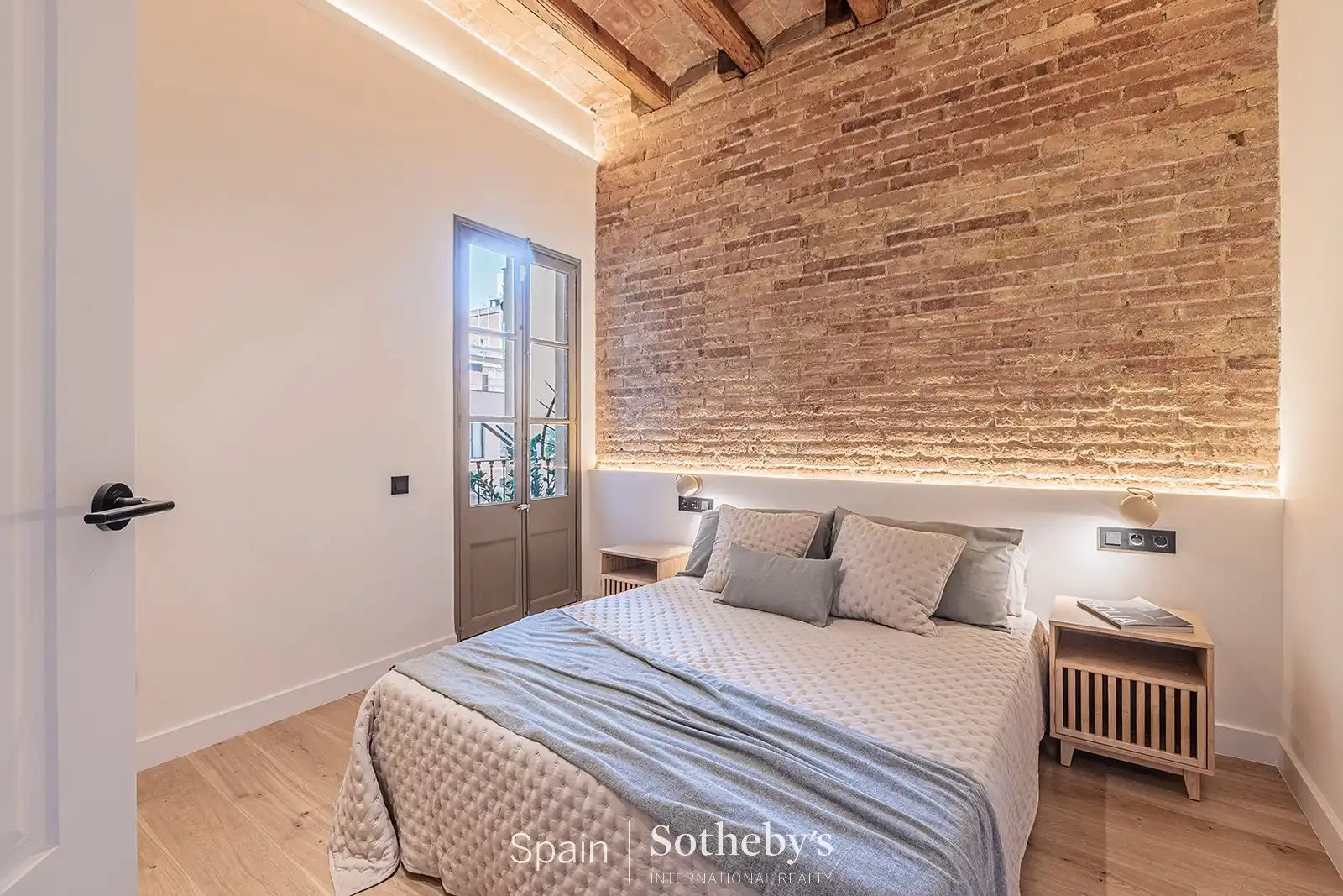 Apartament amb ascensor en venda a Gran Via de les Corts Catalanes, imagen 39