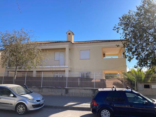 Casa-chalet en Venta en Sutullena