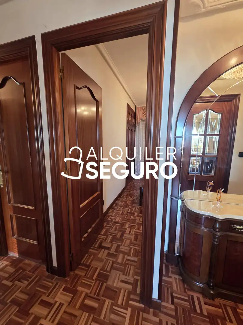Flat for rent in Burgos  with Heating, Terrace and Furnished