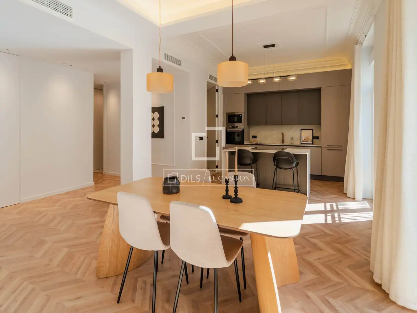 Dining room of Flat for sale in L'Eixample