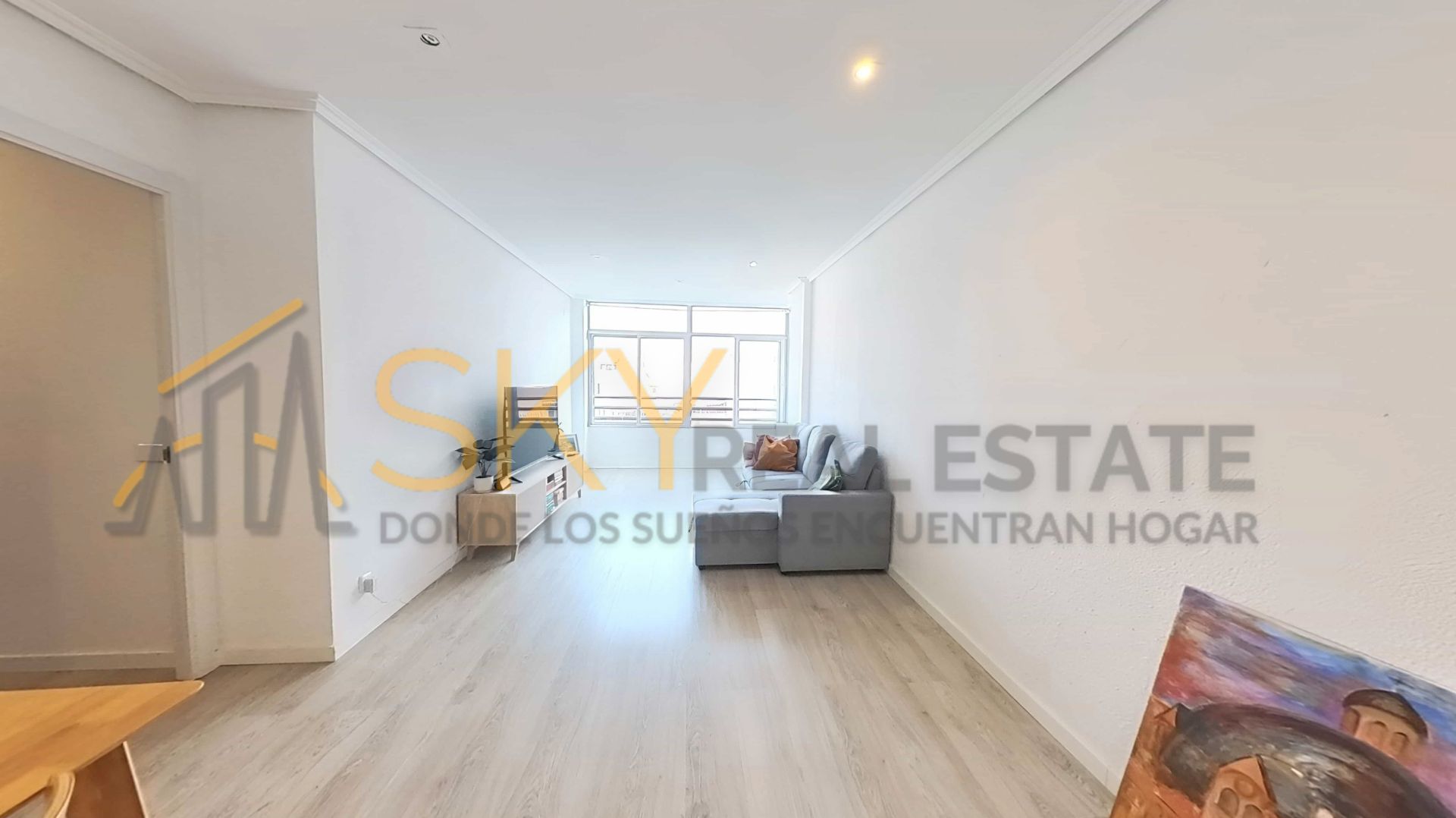Sala de estar de Piso en venta en  Madrid Capital con Calefacción y Amueblado