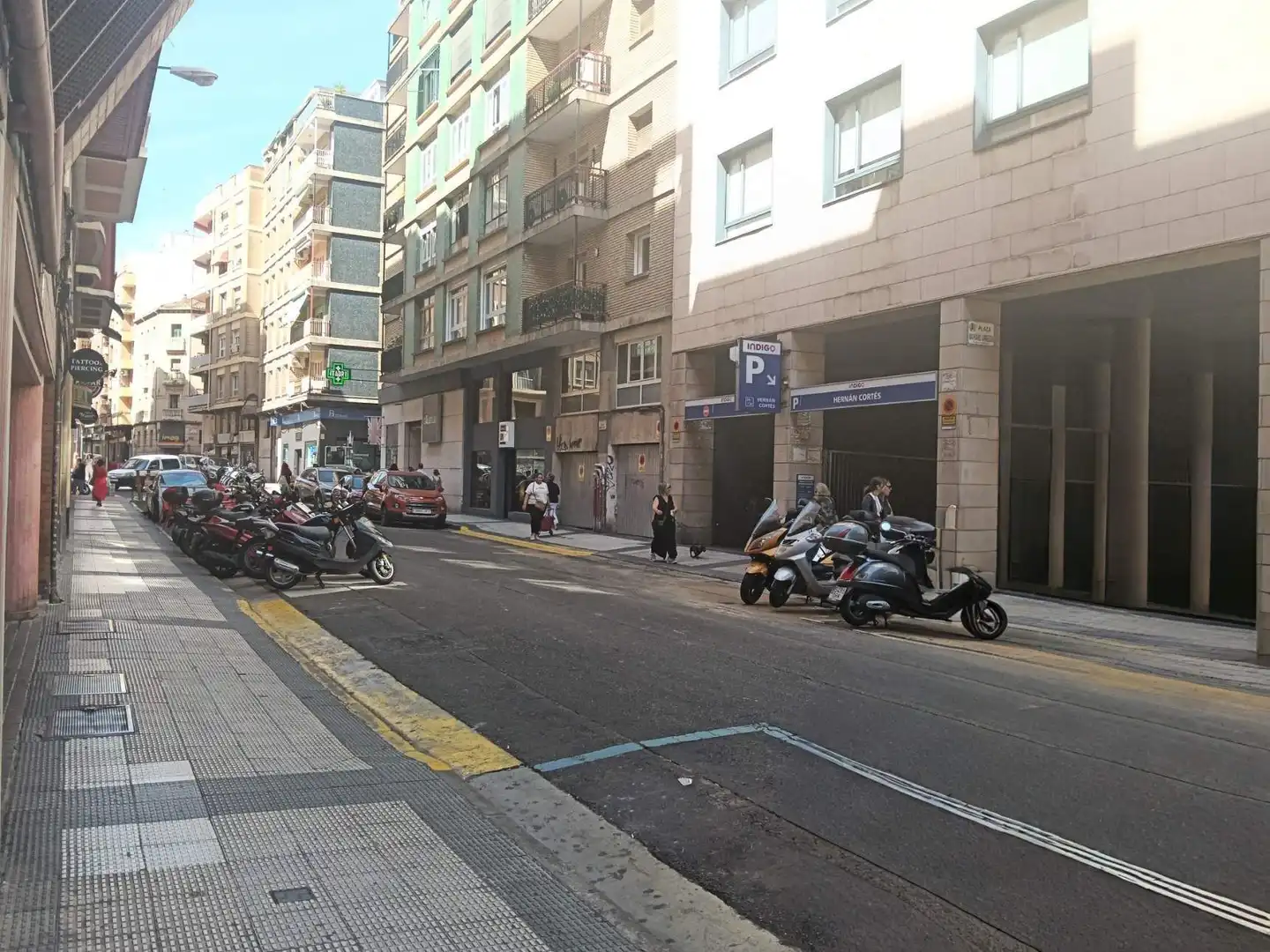 Vista exterior de Local de lloguer en Zaragoza