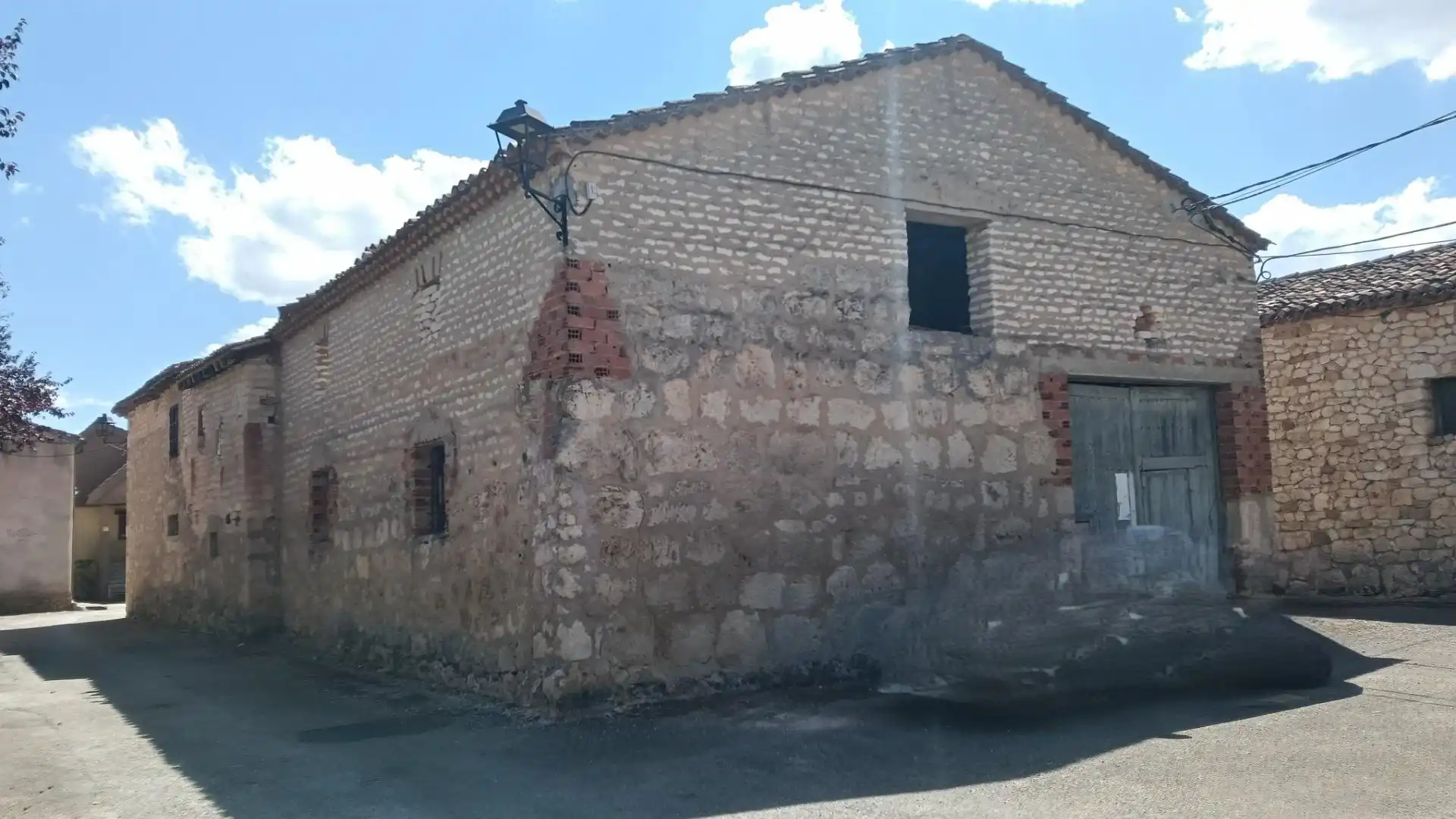 Vista exterior de Casa o chalet en venta en Modúbar de la Emparedada