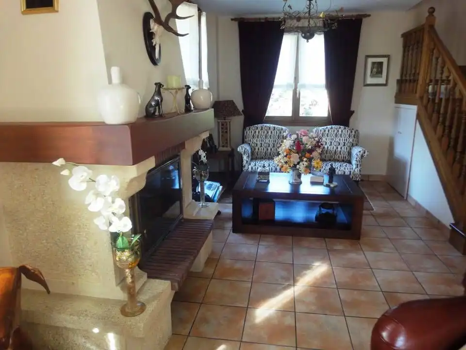 Sala de estar de Casa o chalet en venta en Atxondo con Jardín privado, Amueblado y Alarma