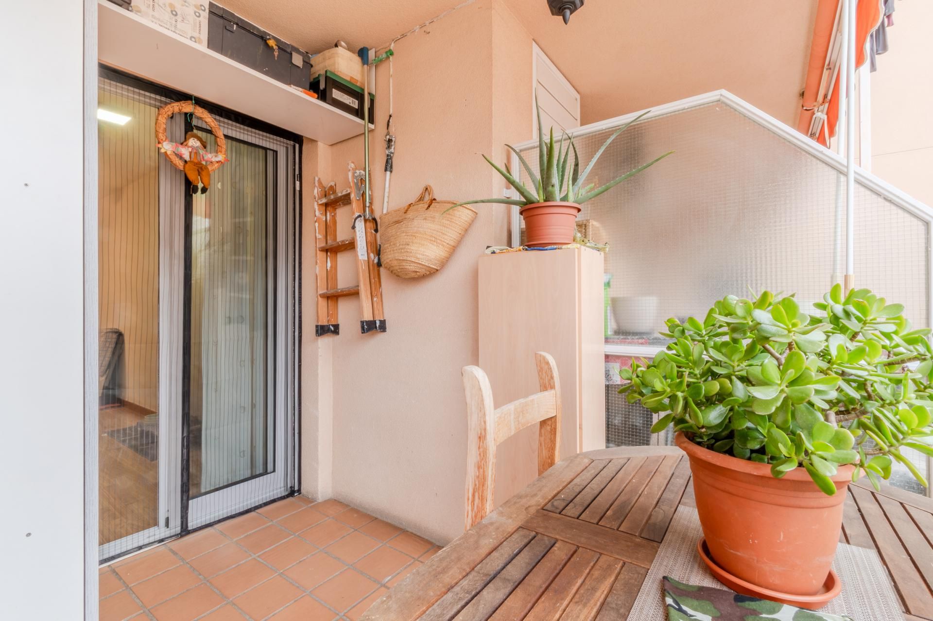 Balcony of Flat for sale in Girona Capital  with Heating, Private garden and Oven