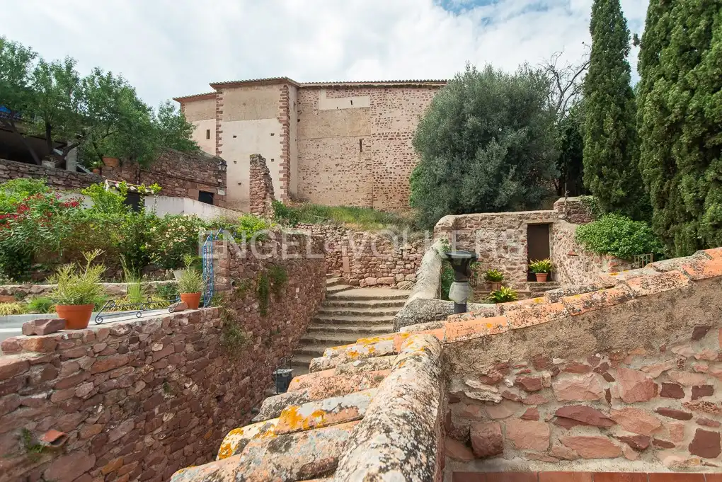 Casa adosada en venta en Vilafamés, Castellón