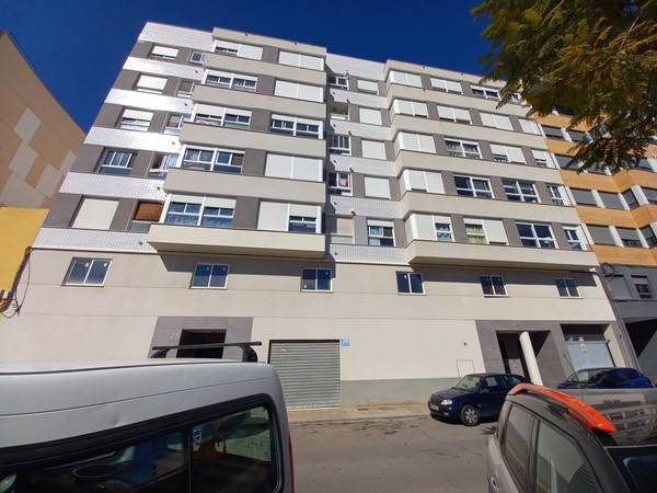 Local comercial en Alquiler en SANT FERRAN en Avenida Alemania-Italia