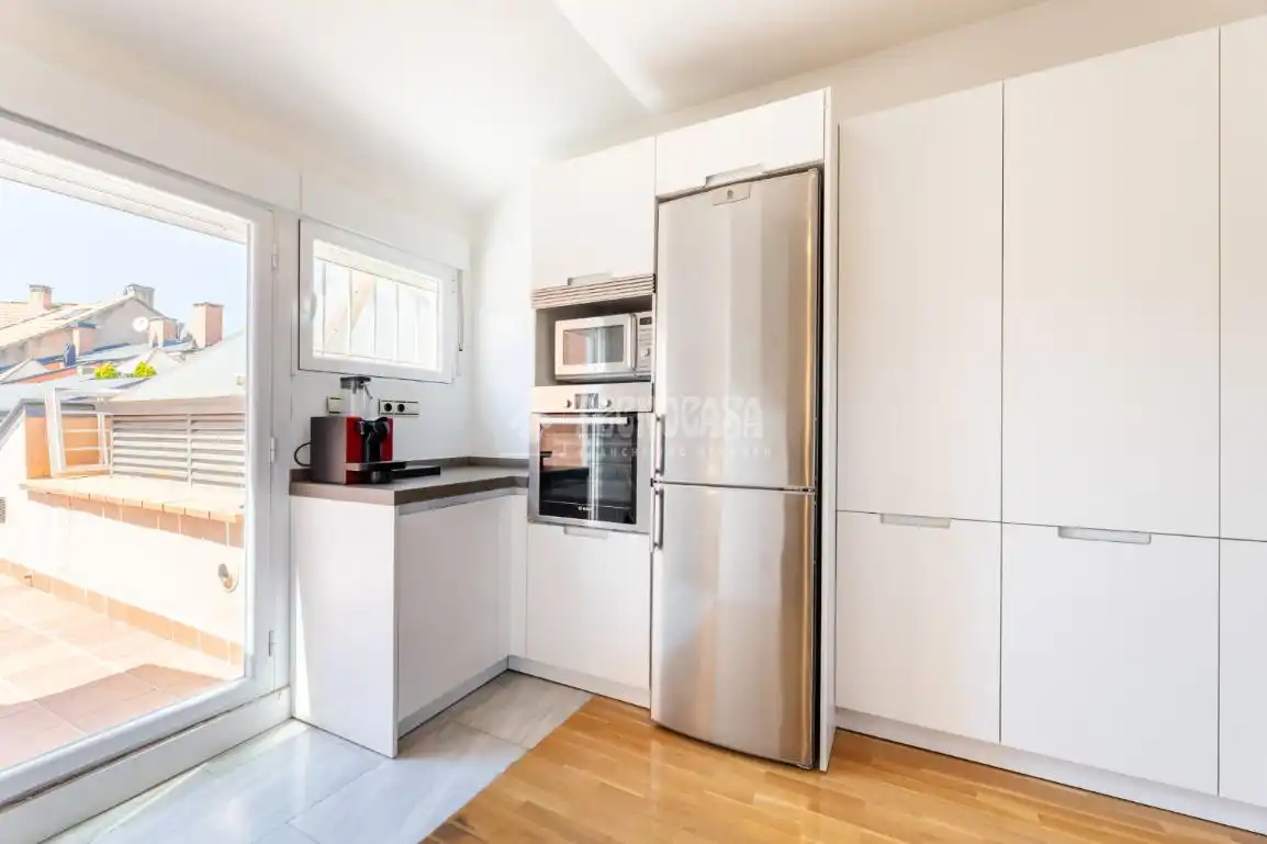 Kitchen of Flat for sale in Torrelodones  with Air Conditioner, Heating and Terrace