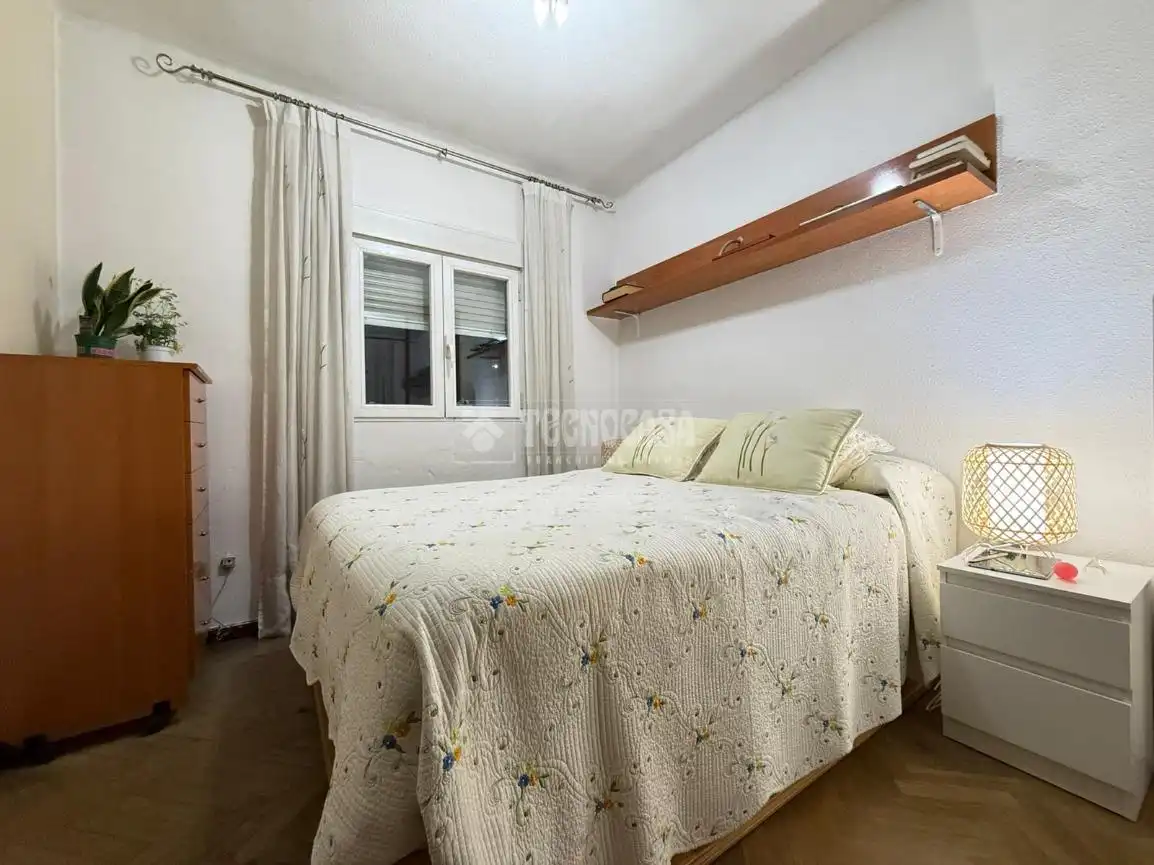 Habitación de Piso en venta en Madrid con Aire acondicionado y Calefacción