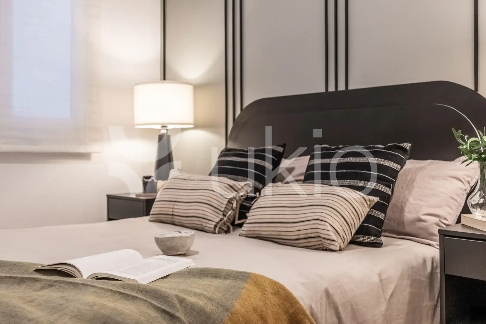 Schlafzimmer von Wohnungen zur Miete in Madrid mit Klimaanlage, Heizung und Möbliert