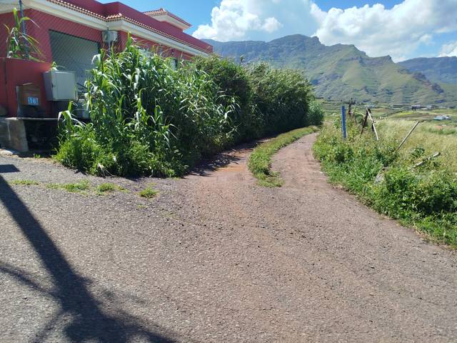 Terreno en Venta en Calle Subida las Rosas en Los Quintana - Piso Firme