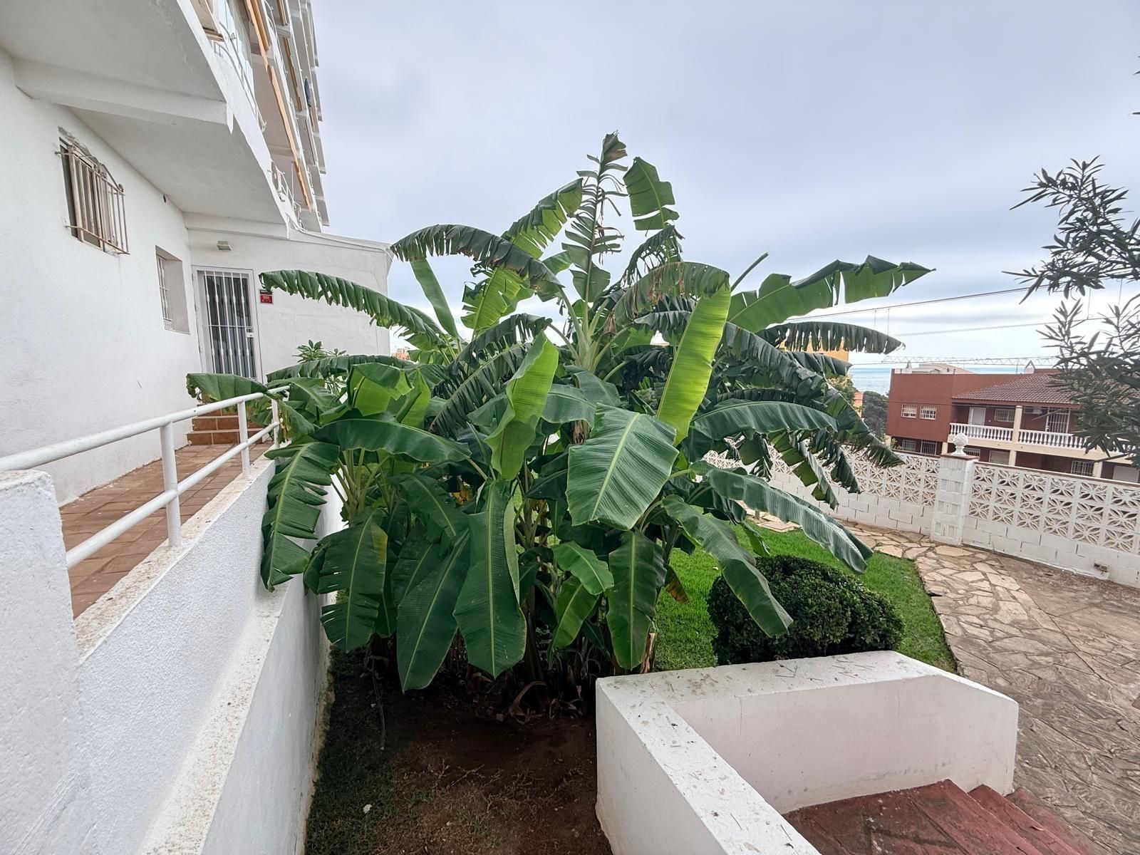 Jardín de Piso en venta en Torremolinos con Jardín privado, Terraza y Piscina comunitaria