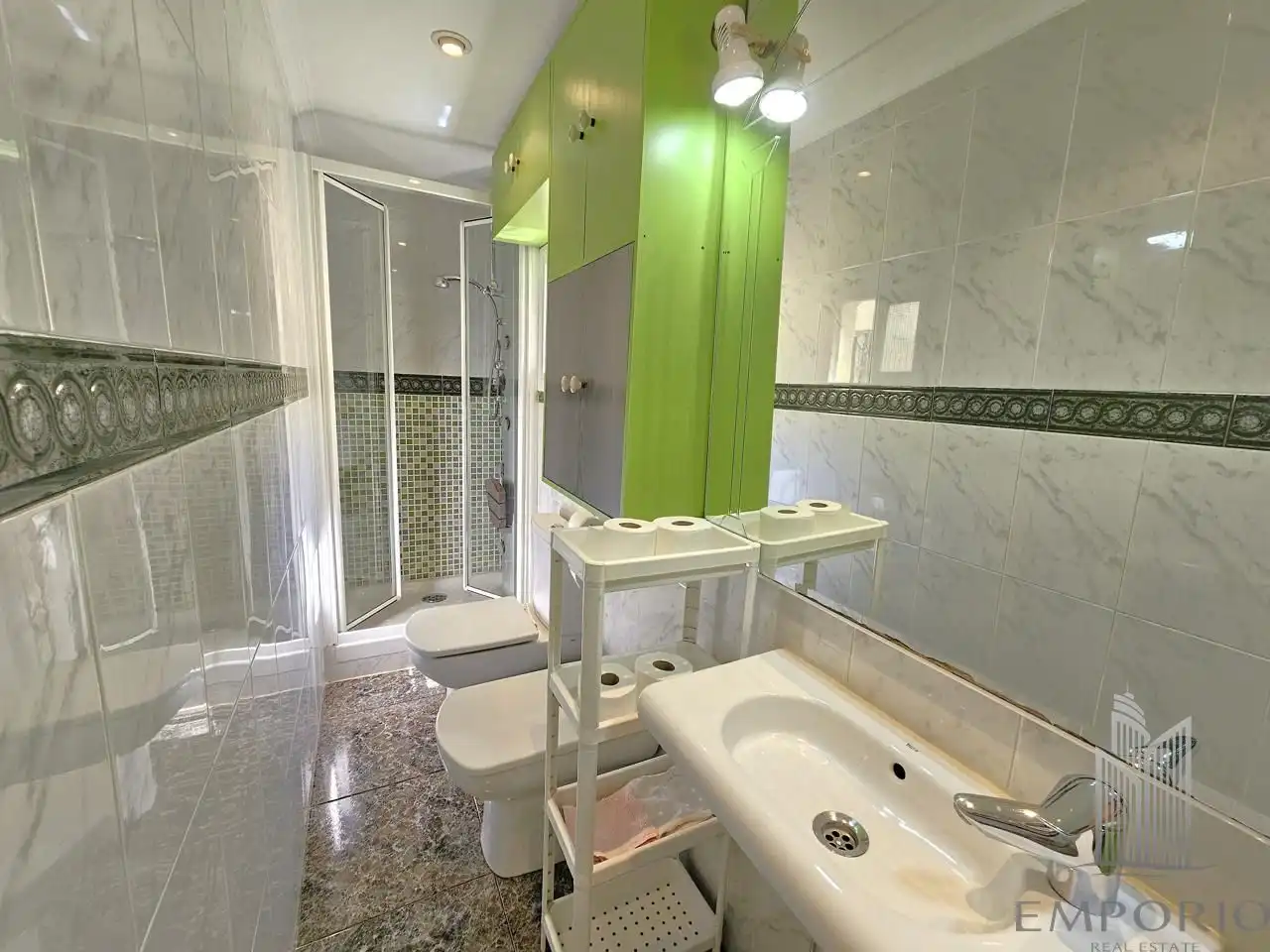 Flat for rent in Del Espejo, Palacio