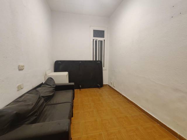 Estudio en Venta en Calle de Ventalló en El Camp d'en Grassot i Gràcia Nova