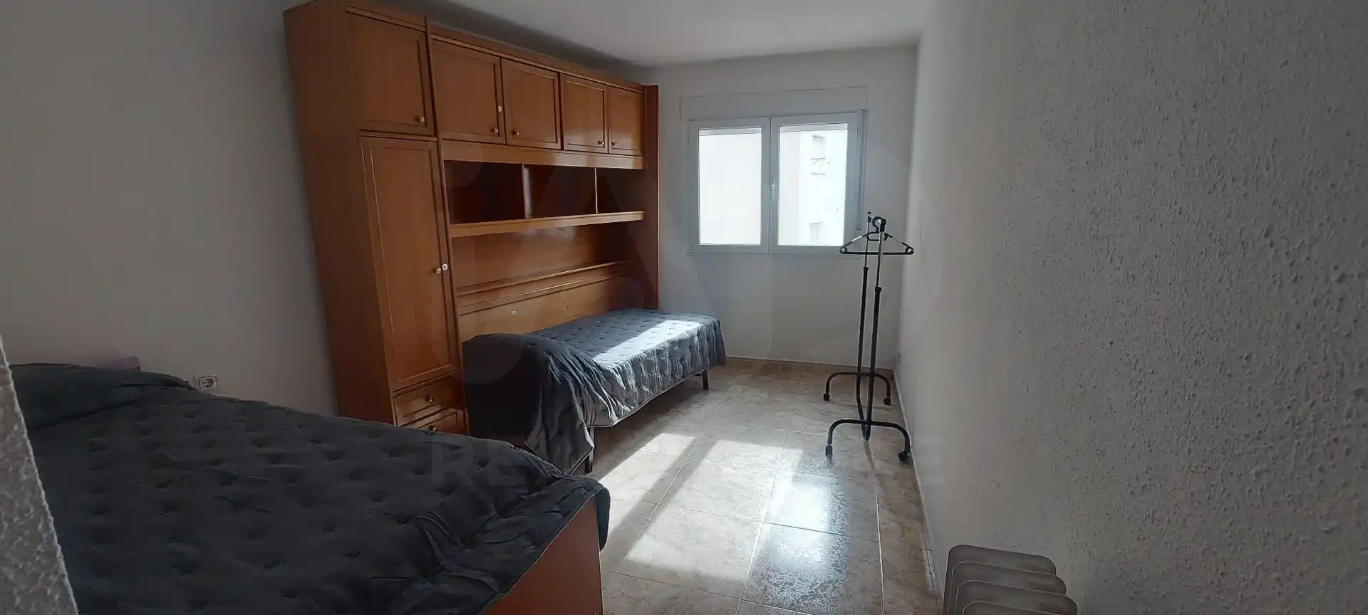 Habitación de Piso de alquiler en La Robla  con Terraza