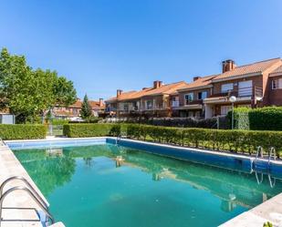 Swimming pool of Single-family semi-detached for sale in Villanueva de la Cañada  with Heating, Private garden and Terrace