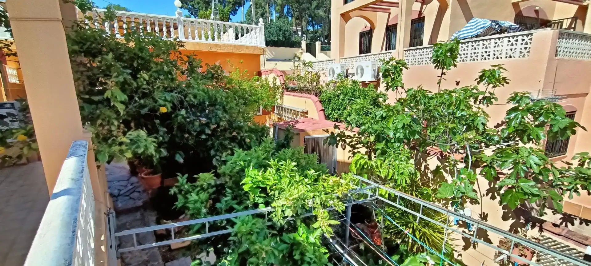 Jardín de Casa o chalet en venta en La Nucia con Aire acondicionado, Jardín privado y Terraza