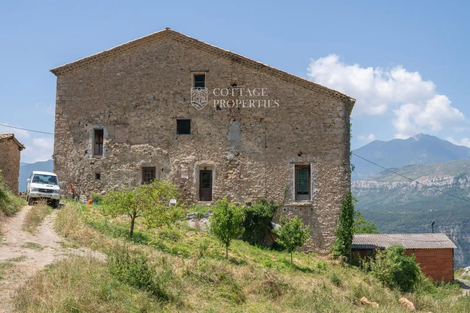 Vista exterior de Finca rústica en venda en La Nou de Berguedà